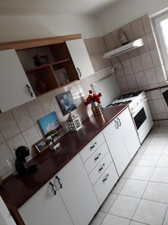 Mall Zone 100Mp Apartments Bacau Luaran gambar